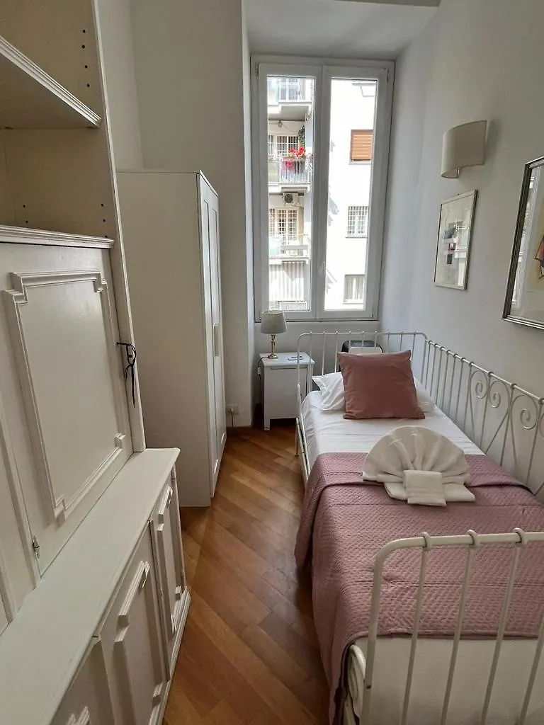 San Pietro Vatican Area Large Apartment - Near Subway Rome