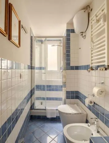 San Pietro Vatican Area Large Apartment - Near Subway Rome Italy
